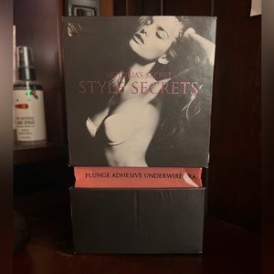 Victorias Secret Plunge Adhesive Underwire bra